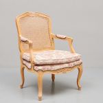 1077 4425 ARMCHAIR